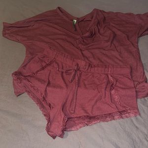 Honeydew maroon sleep set